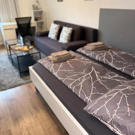 Appartement 18 *